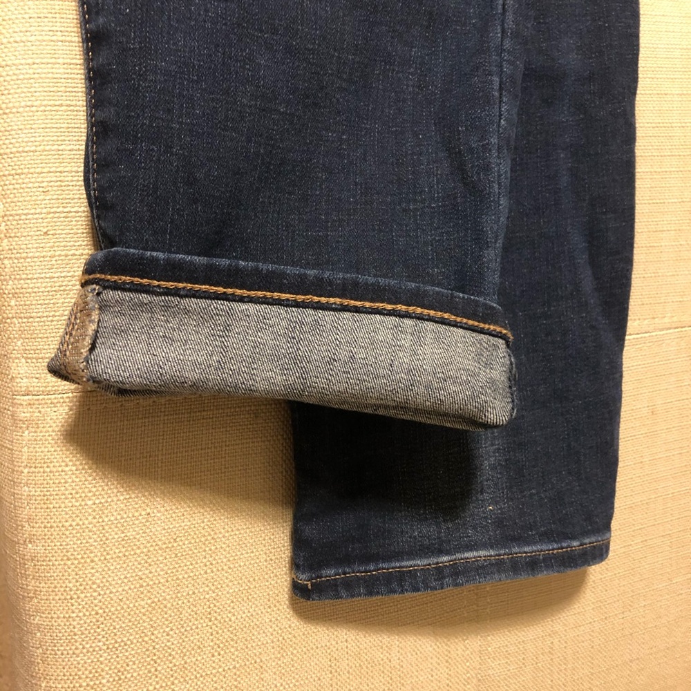 Lucky Brand Straight Leg Jeans - Picture 7 of 7